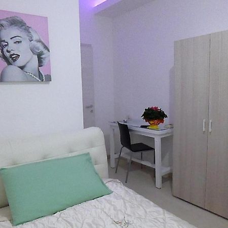 Monaco Rooms Верона Номер фото